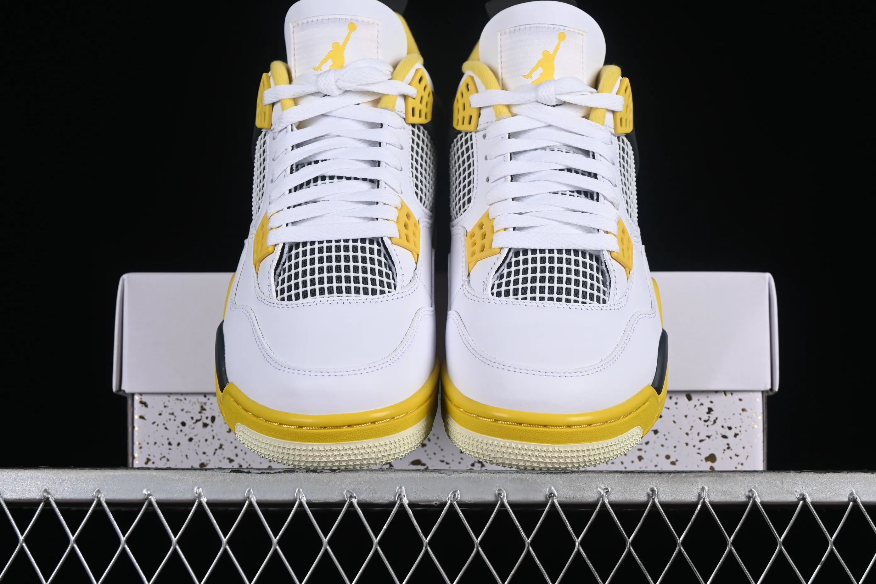 All categories Air Jordan Jordan series basketball shoes Air Jordan 4 GX foreign trade version Air Jordan 4 Retro "Vivid Sulfur" AJ4 Joe 4 Bai Lei Gong AQ9129-101